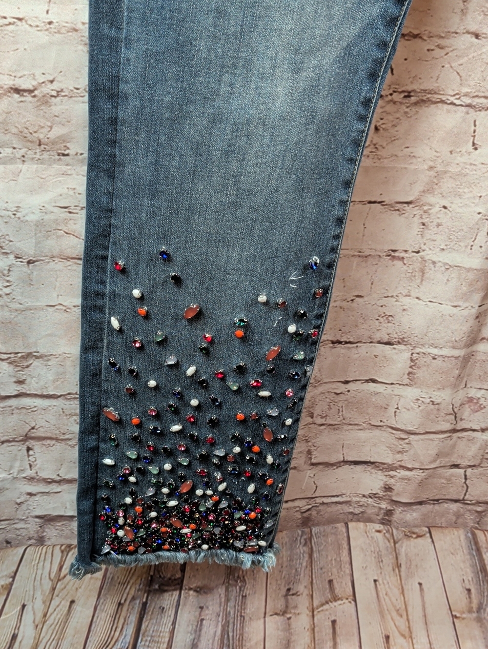 Pilcro And The Letterpress Light Blue Embellished  Jeans Size 29 - Picture 3 of 10